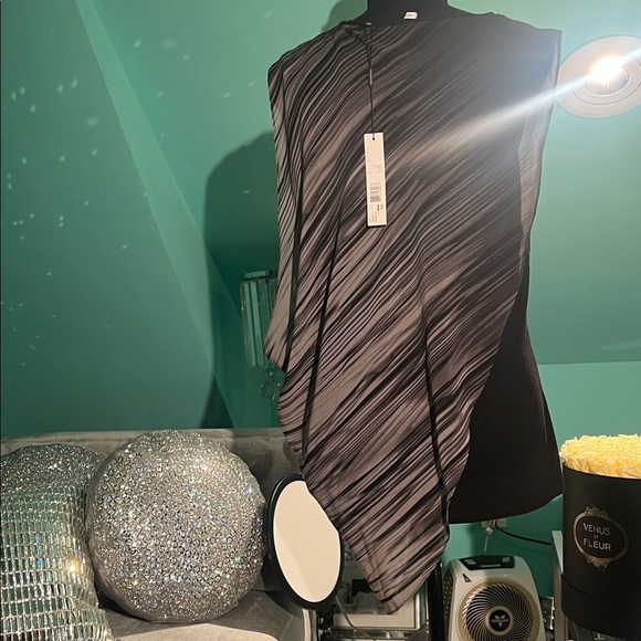 Tahari Black and Gray Asymmetrical Blouse - Picture 8 of 11